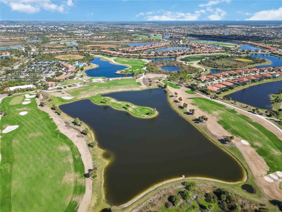 For Sale: $749,900 (3 beds, 2 baths, 2078 Square Feet)