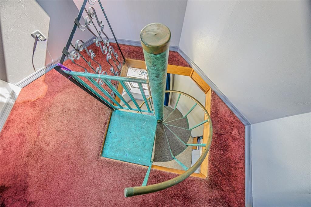 En Venta: $484,900 (4 camas, 2 baños, 2317 Pies cuadrados)