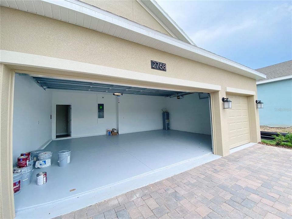 For Rent: $3,295 (4 beds, 3 baths, 2642 Square Feet)