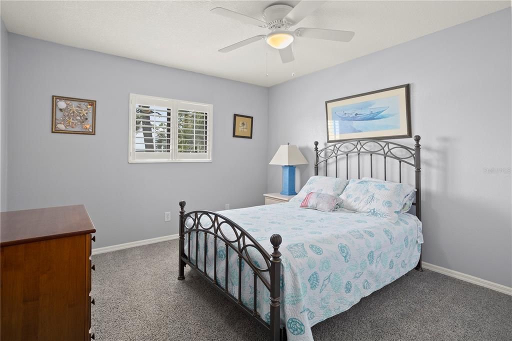 На продажу: $275,000 (2 спален, 2 ванн, 1276 Квадратных фут)