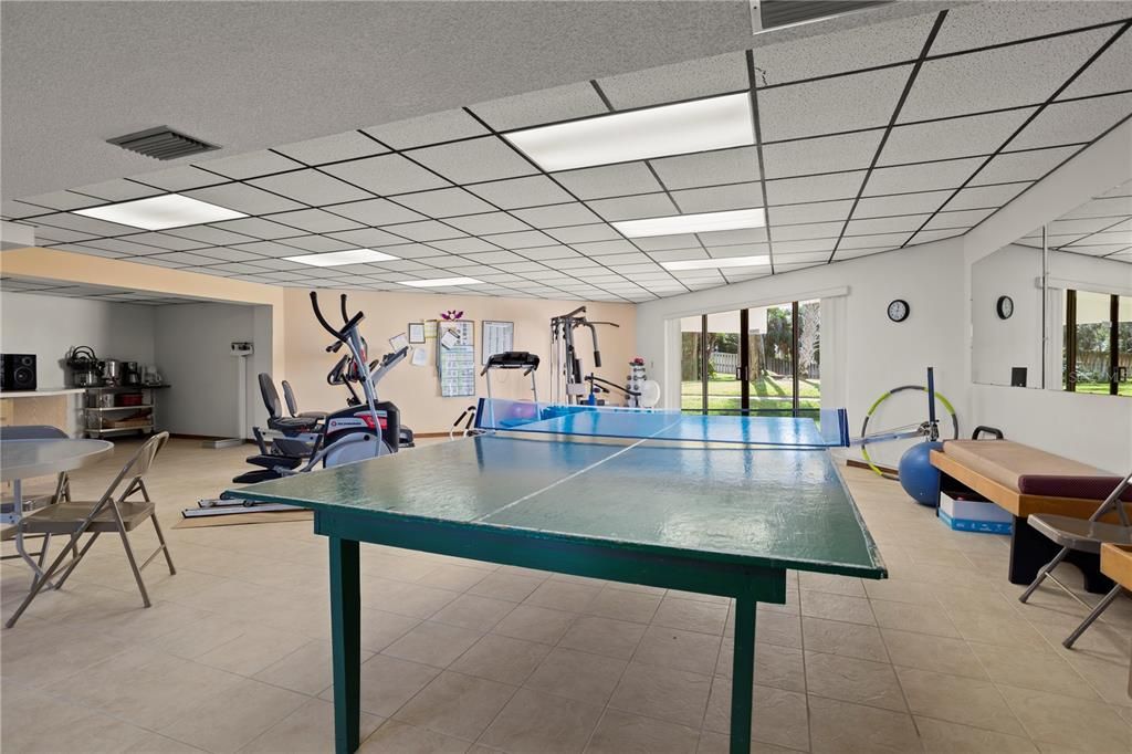 На продажу: $275,000 (2 спален, 2 ванн, 1276 Квадратных фут)