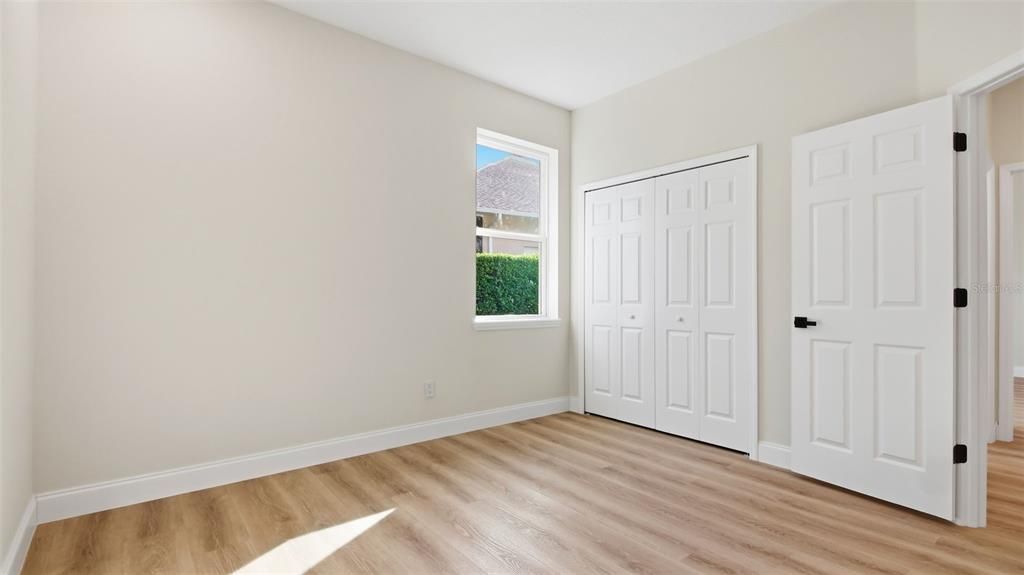 Под контрактом: $839,000 (4 спален, 3 ванн, 2598 Квадратных фут)