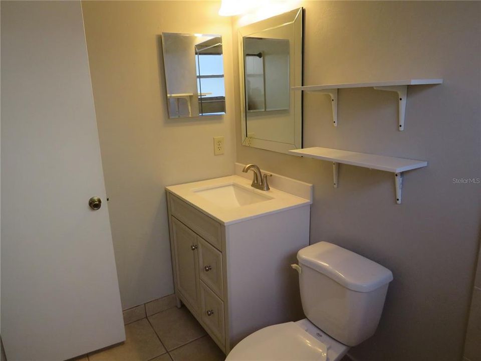 For Sale: $285,900 (3 beds, 2 baths, 1086 Square Feet)