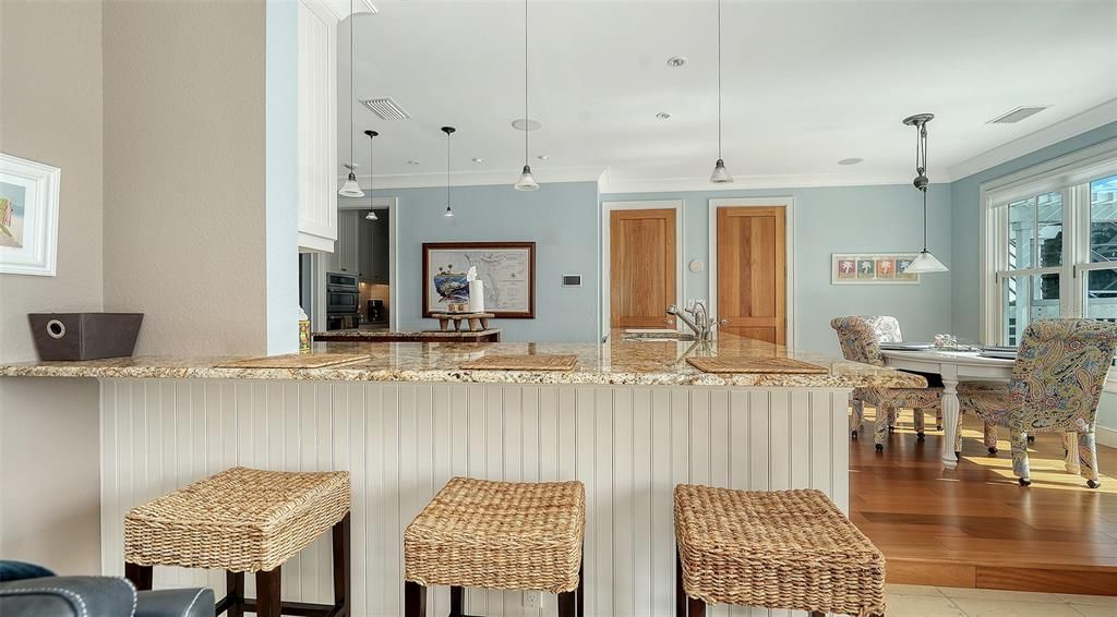 На продажу: $5,495,000 (3 спален, 3 ванн, 3280 Квадратных фут)