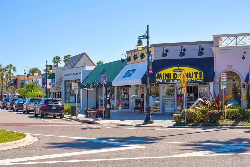 На продажу: $5,495,000 (3 спален, 3 ванн, 3280 Квадратных фут)