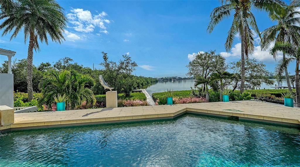 На продажу: $5,495,000 (3 спален, 3 ванн, 3280 Квадратных фут)