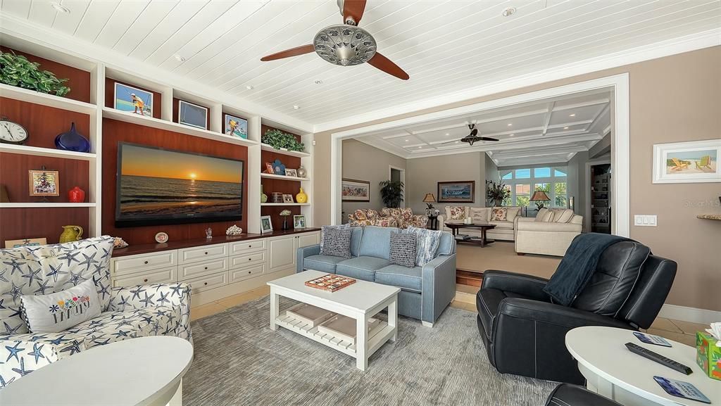 На продажу: $5,495,000 (3 спален, 3 ванн, 3280 Квадратных фут)