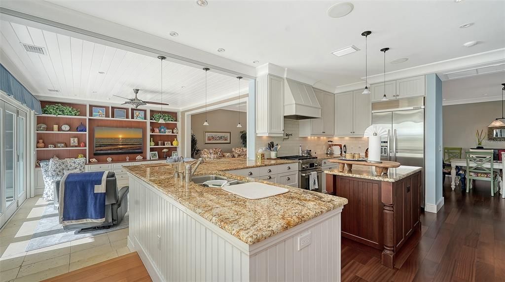 На продажу: $5,495,000 (3 спален, 3 ванн, 3280 Квадратных фут)