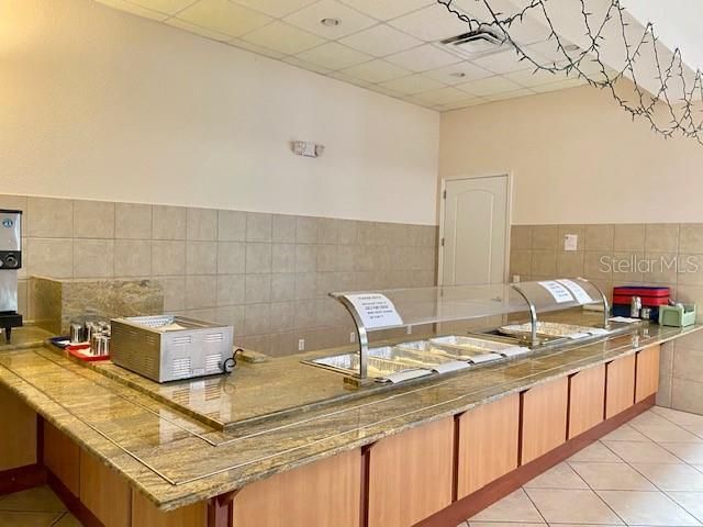 For Sale: $230,000 (2 beds, 2 baths, 1057 Square Feet)