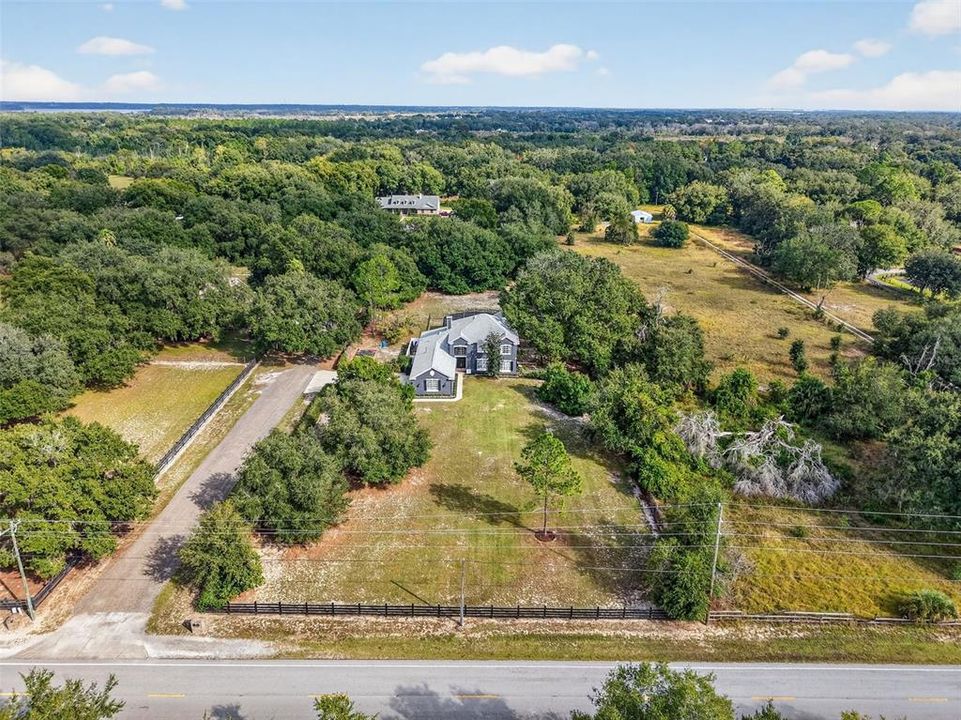 合同活跃: $769,000 (4 贝兹, 3 浴室, 3315 平方英尺)