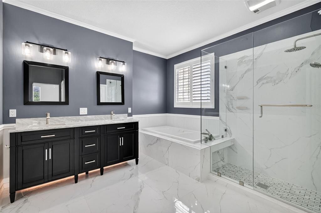 合同活跃: $769,000 (4 贝兹, 3 浴室, 3315 平方英尺)