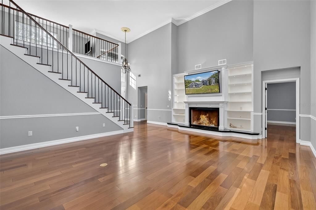 合同活跃: $769,000 (4 贝兹, 3 浴室, 3315 平方英尺)