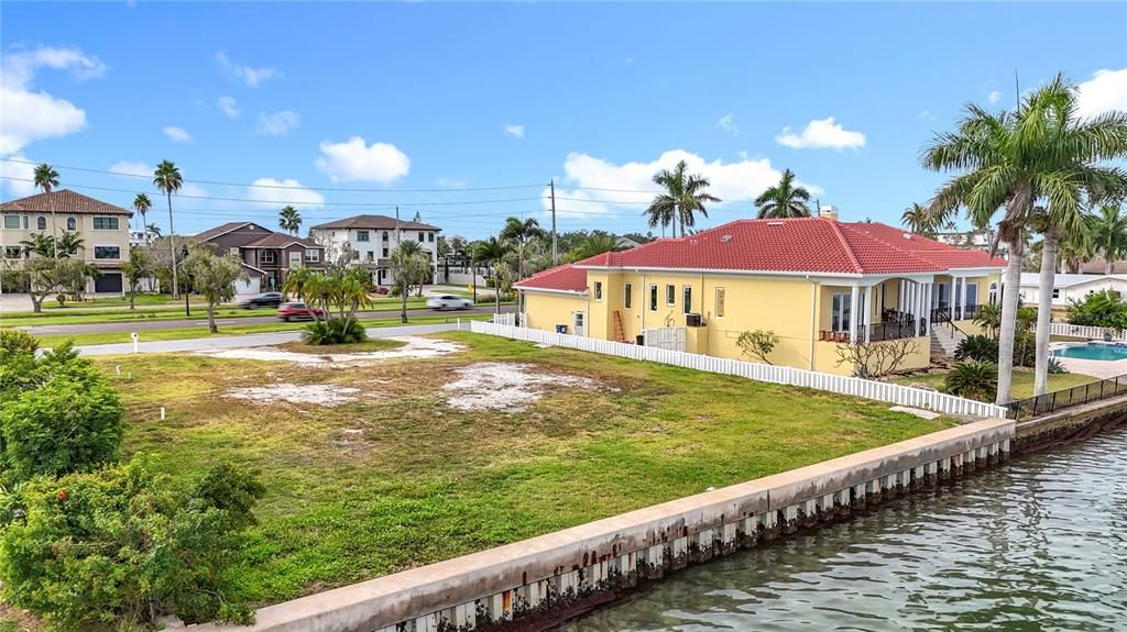 En Venta: $1,750,000 (0.31 acres)