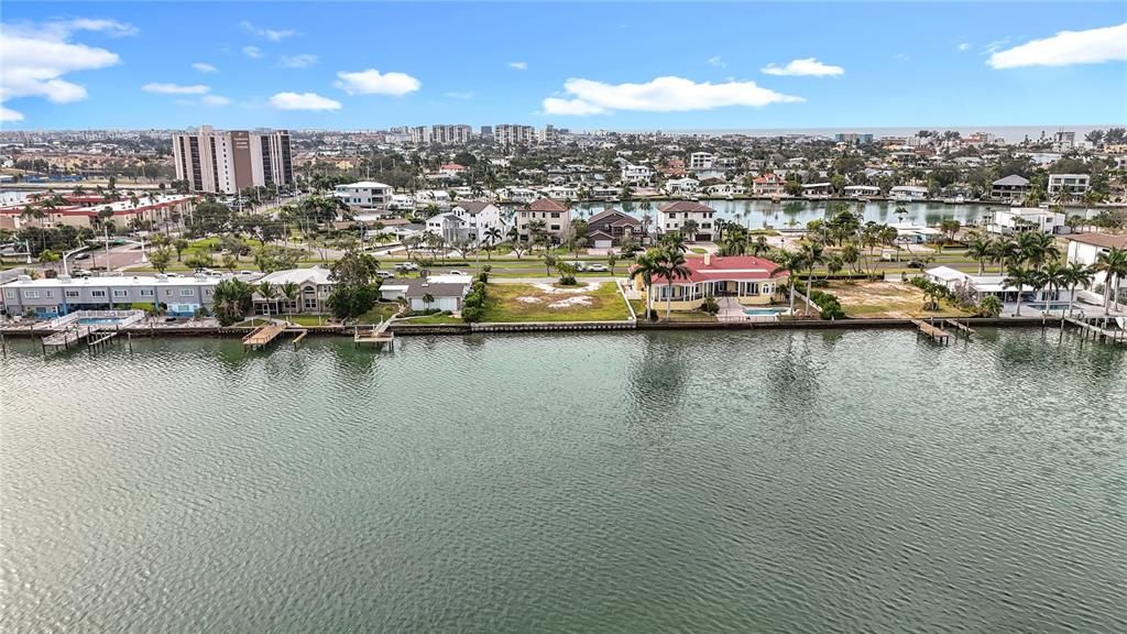 En Venta: $1,750,000 (0.31 acres)