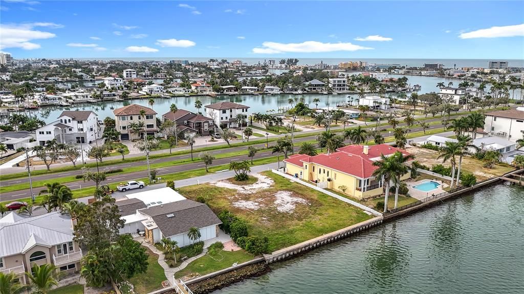 En Venta: $1,750,000 (0.31 acres)