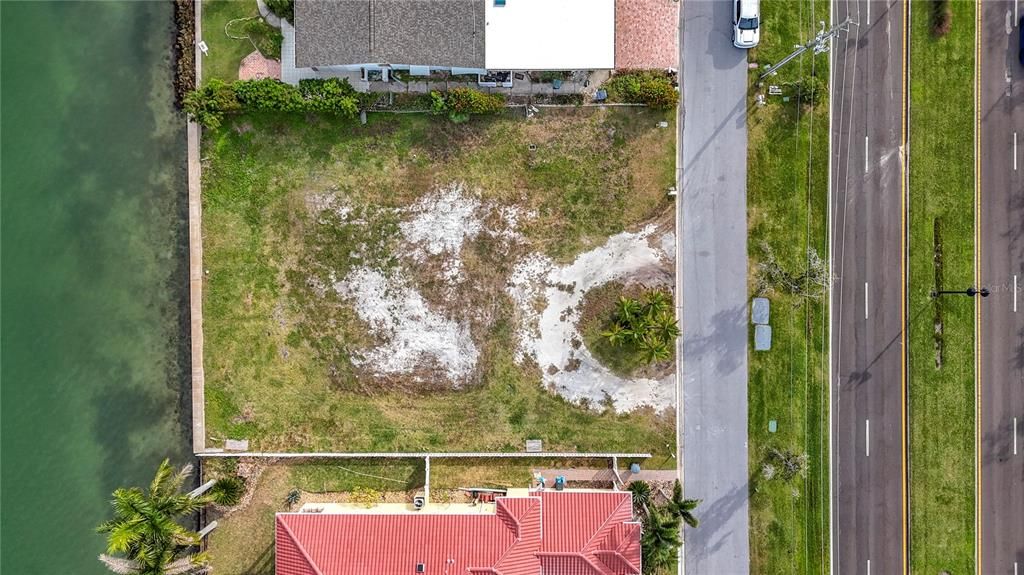 En Venta: $1,750,000 (0.31 acres)