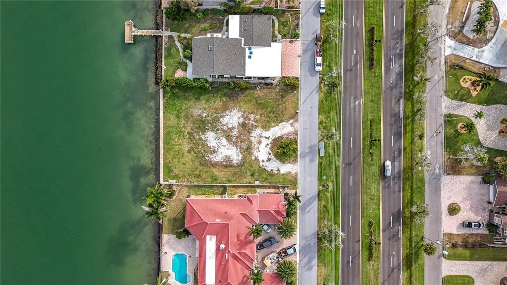 En Venta: $1,750,000 (0.31 acres)