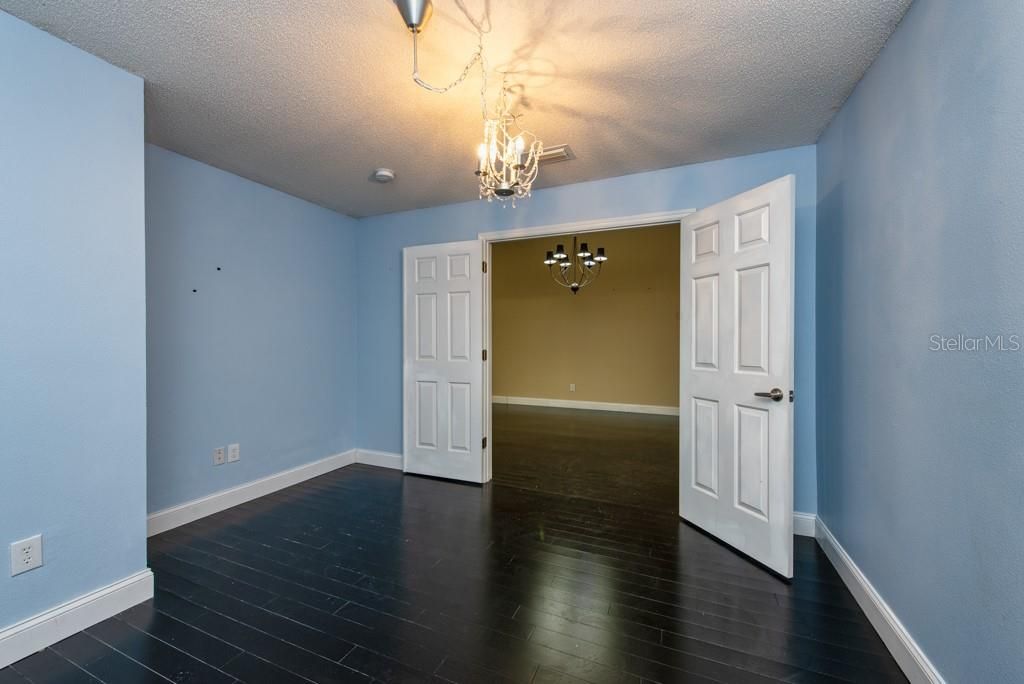 En Venta: $250,000 (2 camas, 2 baños, 1293 Pies cuadrados)