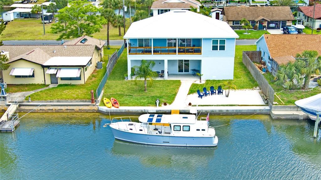 For Sale: $699,000 (2 beds, 2 baths, 1686 Square Feet)