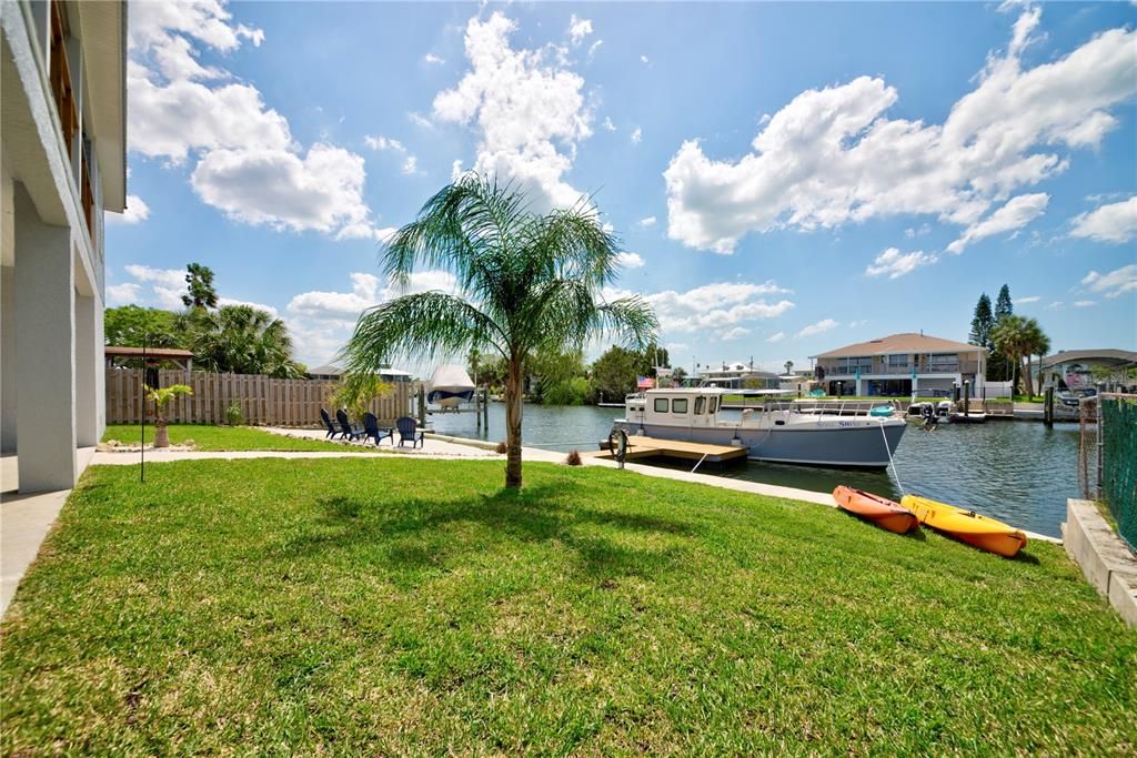 For Sale: $699,000 (2 beds, 2 baths, 1686 Square Feet)