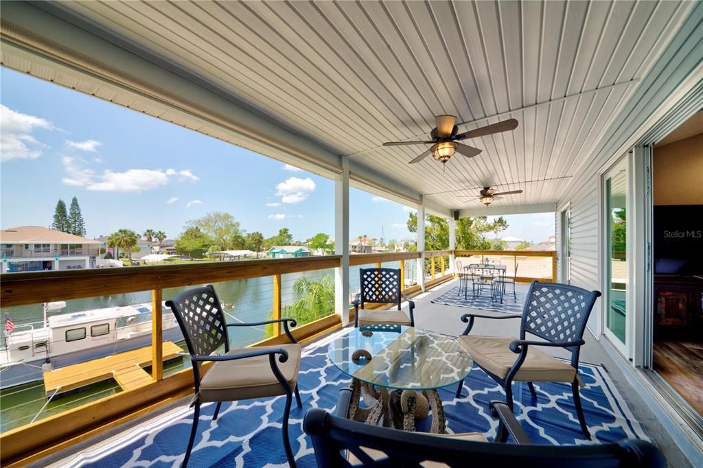 For Sale: $699,000 (2 beds, 2 baths, 1686 Square Feet)