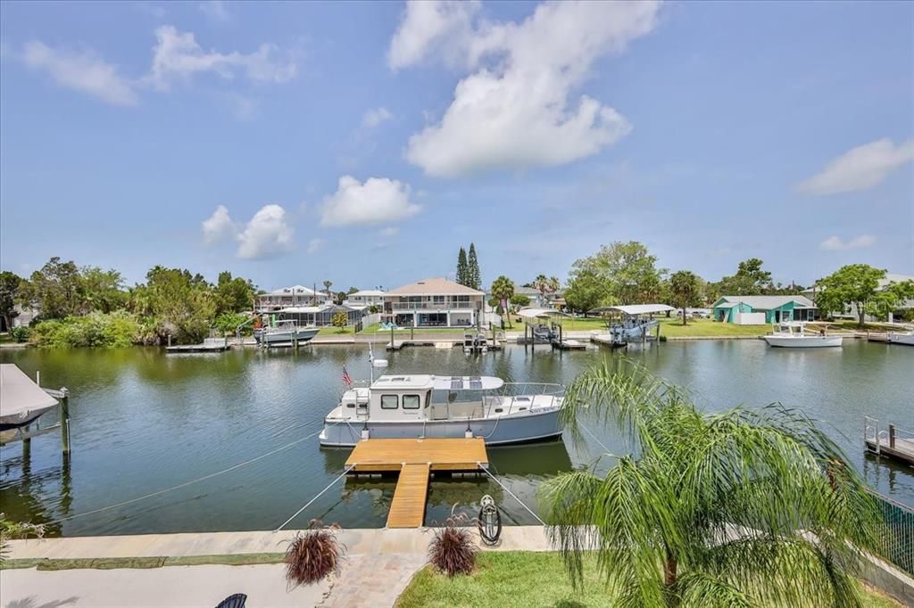 For Sale: $699,000 (2 beds, 2 baths, 1686 Square Feet)