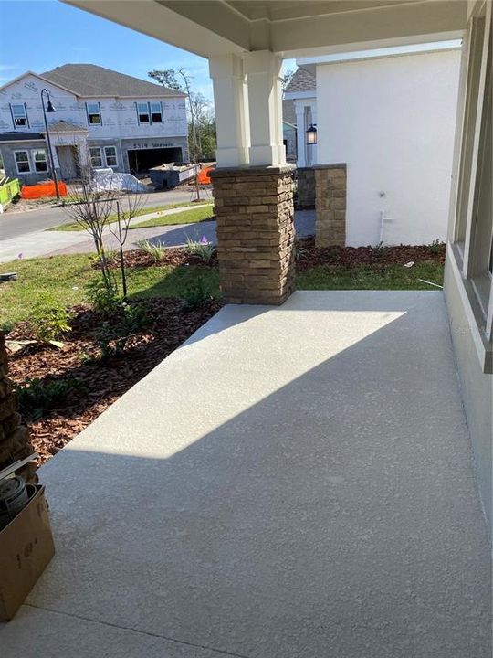 出租: $1,400 (1 贝兹, 1 浴室, 709 平方英尺)