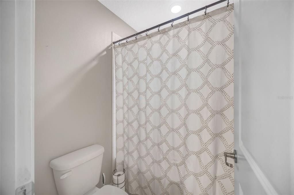 Active With Contract: $445,000 (4 beds, 2 baths, 2334 Square Feet)