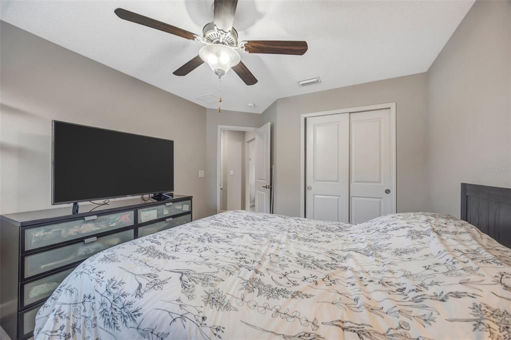 Active With Contract: $445,000 (4 beds, 2 baths, 2334 Square Feet)