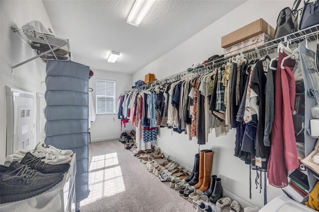 Active With Contract: $445,000 (4 beds, 2 baths, 2334 Square Feet)