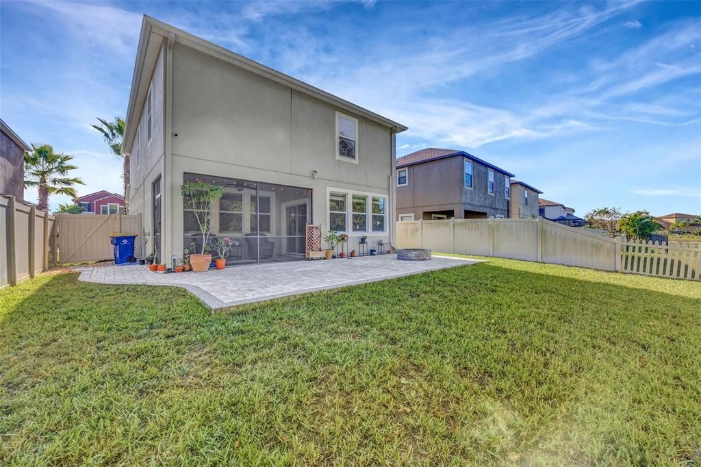 Active With Contract: $445,000 (4 beds, 2 baths, 2334 Square Feet)