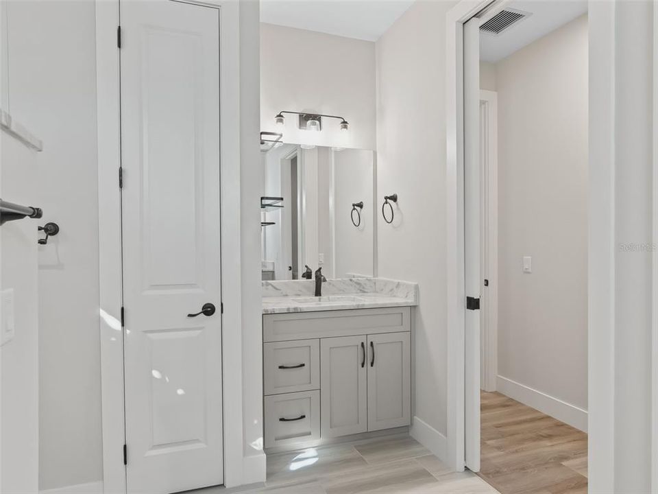 En Venta: $529,900 (3 camas, 2 baños, 2534 Pies cuadrados)