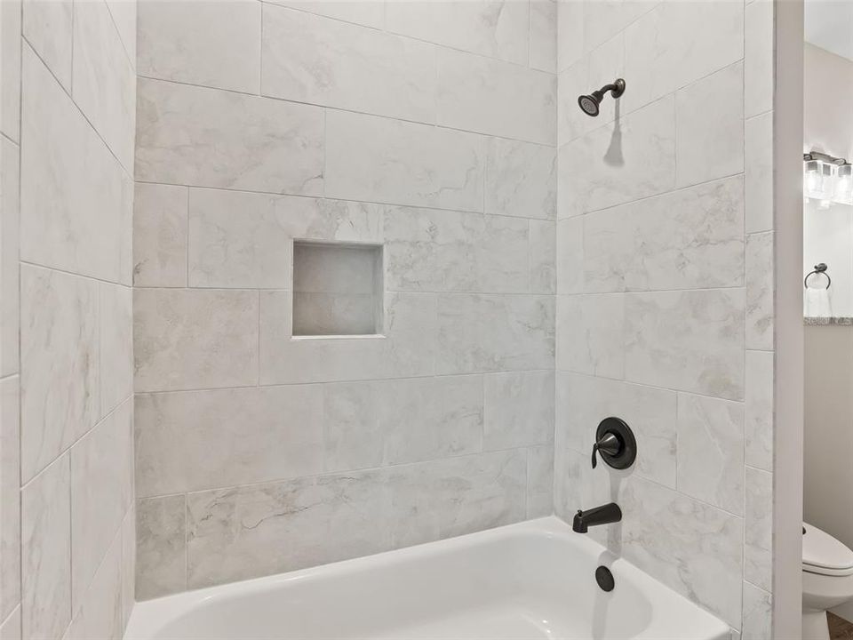 En Venta: $529,900 (3 camas, 2 baños, 2534 Pies cuadrados)