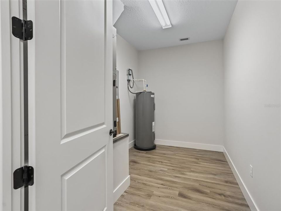 En Venta: $529,900 (3 camas, 2 baños, 2534 Pies cuadrados)