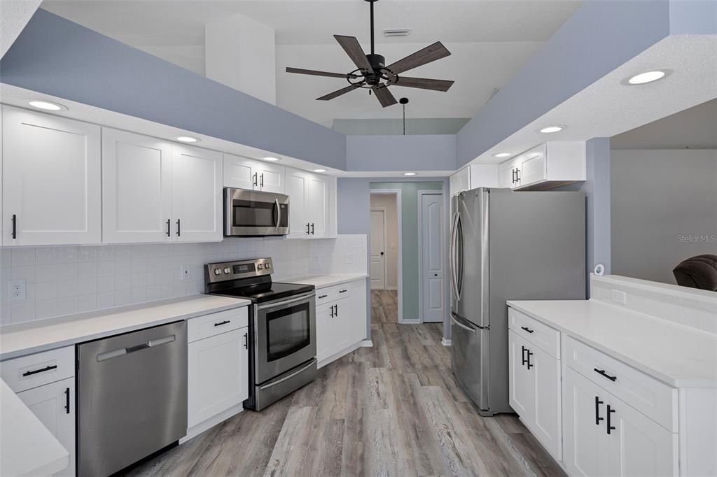 Activo con contrato: $500,000 (4 camas, 3 baños, 2369 Pies cuadrados)