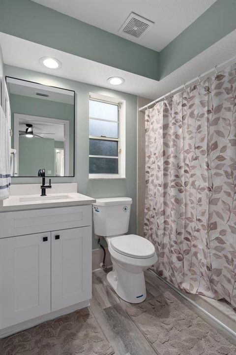 Activo con contrato: $500,000 (4 camas, 3 baños, 2369 Pies cuadrados)