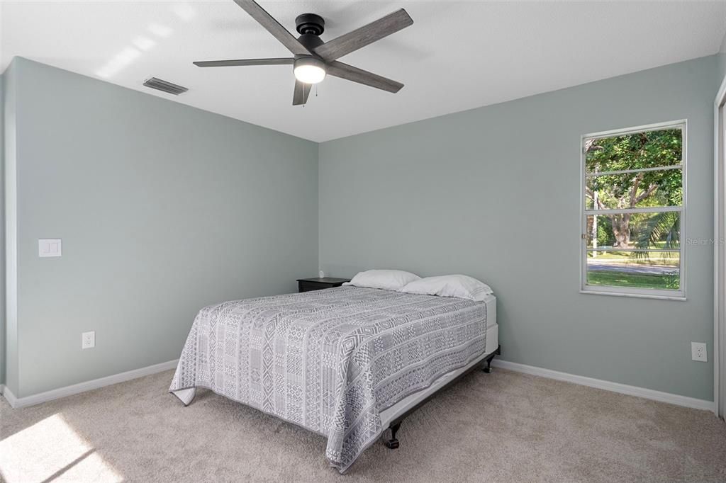 Activo con contrato: $500,000 (4 camas, 3 baños, 2369 Pies cuadrados)