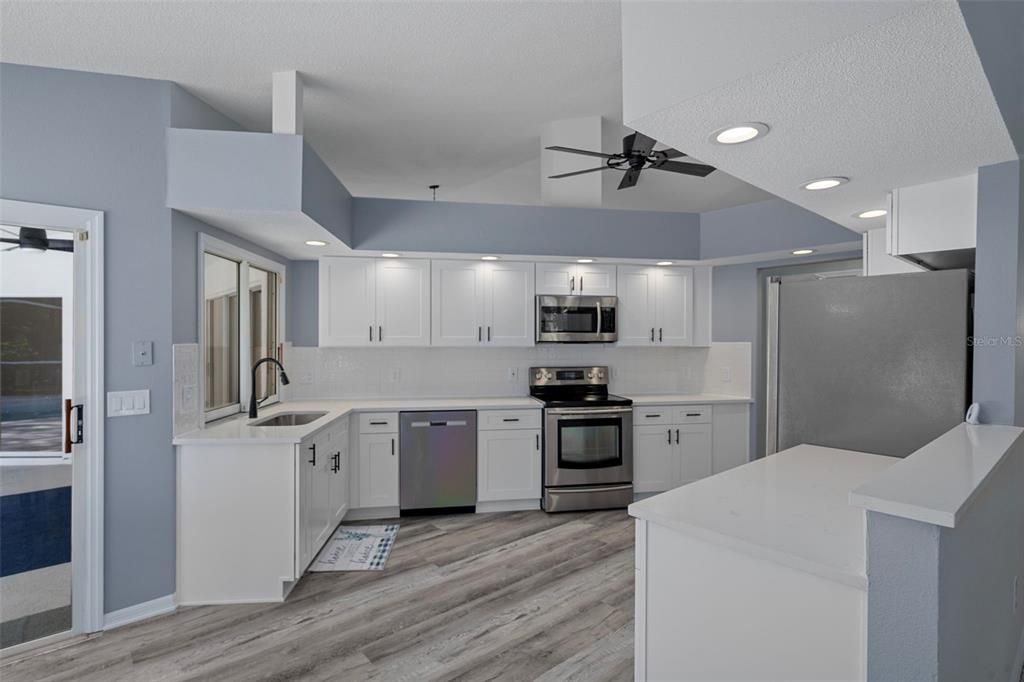 Activo con contrato: $500,000 (4 camas, 3 baños, 2369 Pies cuadrados)