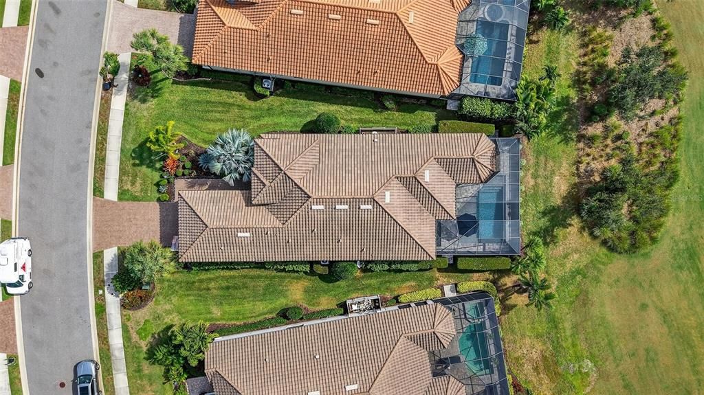 合同活跃: $949,000 (2 贝兹, 2 浴室, 2120 平方英尺)