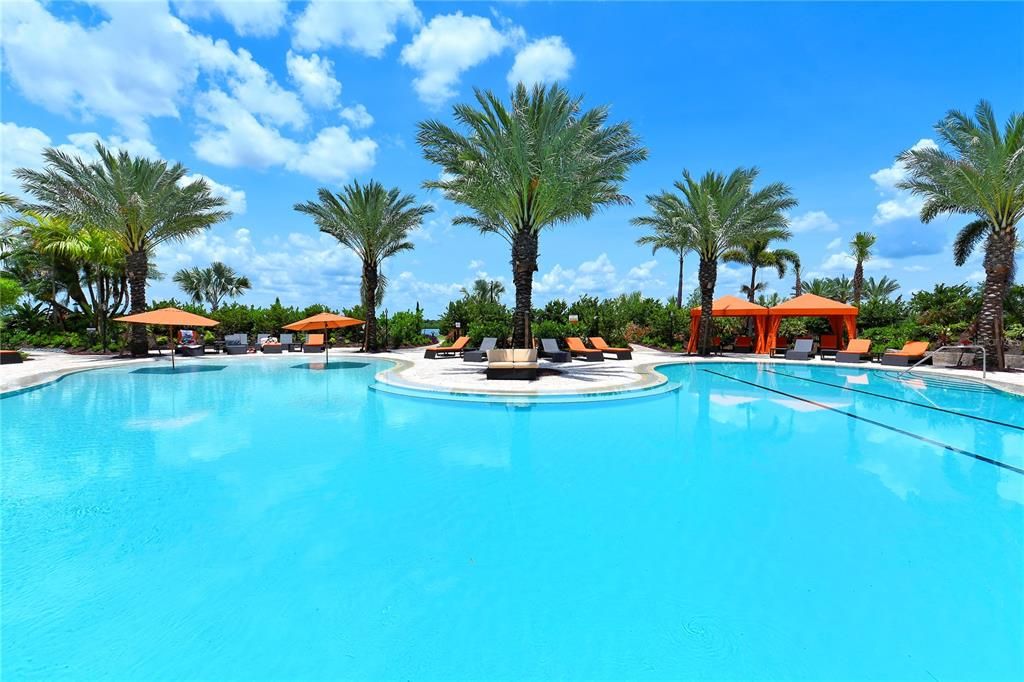 合同活跃: $949,000 (2 贝兹, 2 浴室, 2120 平方英尺)