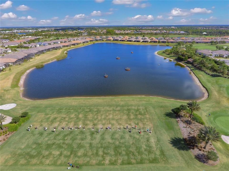 合同活跃: $949,000 (2 贝兹, 2 浴室, 2120 平方英尺)