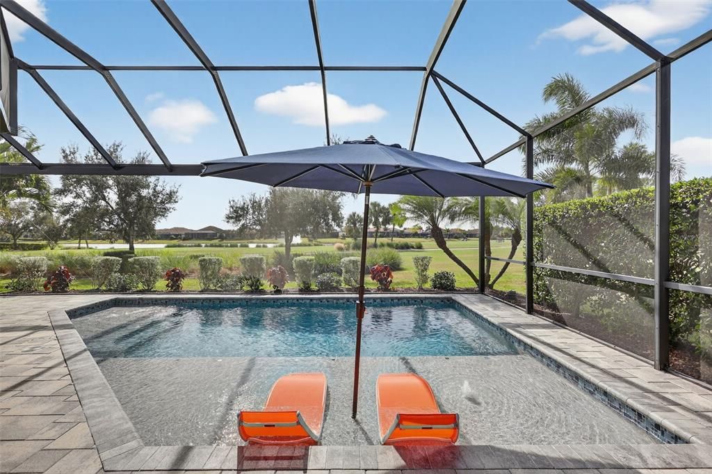 合同活跃: $949,000 (2 贝兹, 2 浴室, 2120 平方英尺)