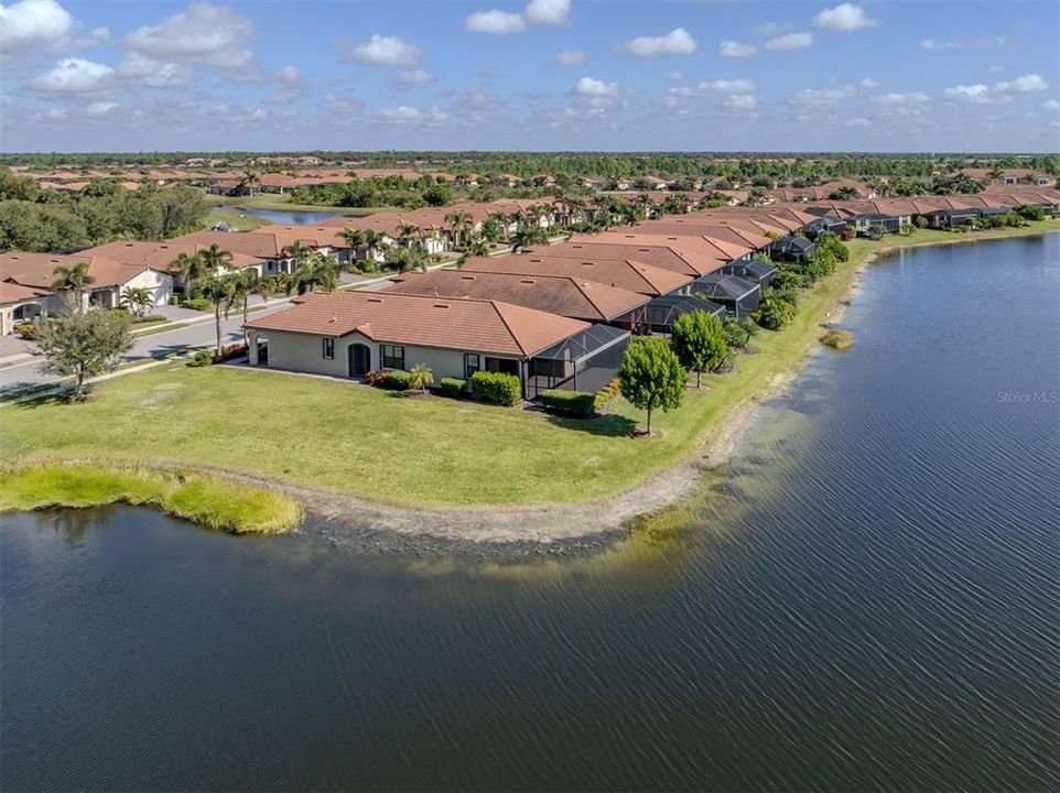 合同活跃: $449,900 (2 贝兹, 2 浴室, 1907 平方英尺)