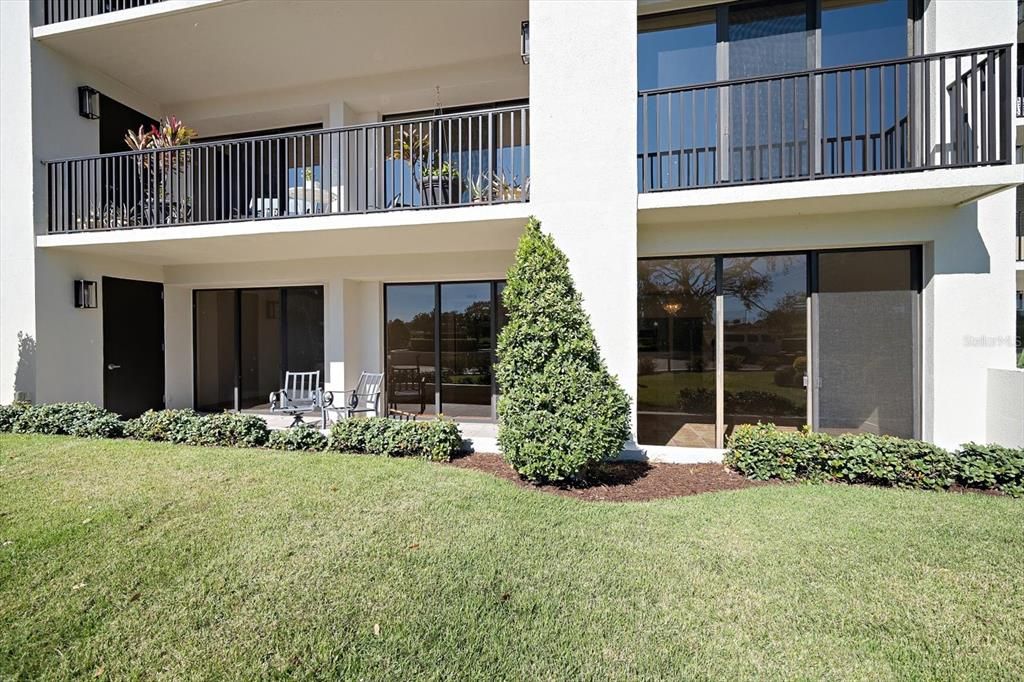 For Sale: $648,000 (2 beds, 2 baths, 1403 Square Feet)