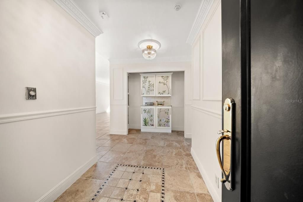 For Sale: $648,000 (2 beds, 2 baths, 1403 Square Feet)