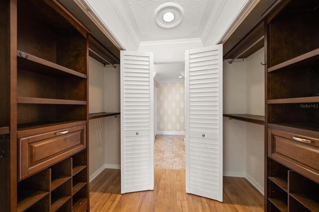 For Sale: $648,000 (2 beds, 2 baths, 1403 Square Feet)