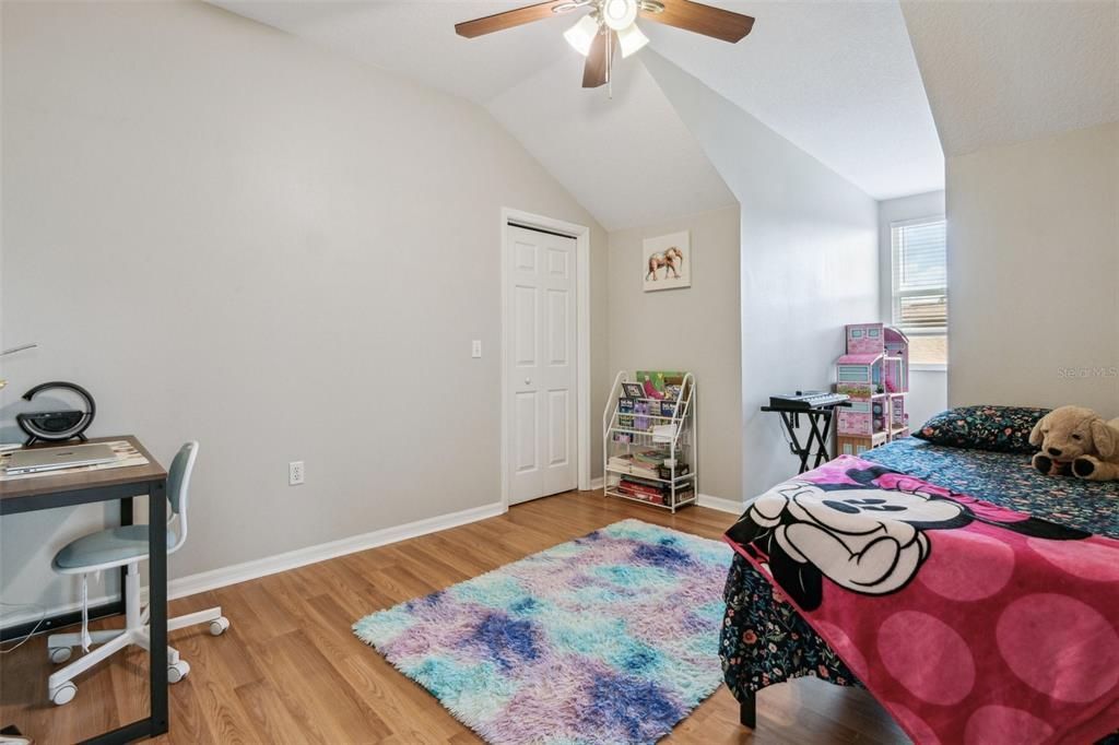 На продажу: $475,000 (4 спален, 2 ванн, 2420 Квадратных фут)