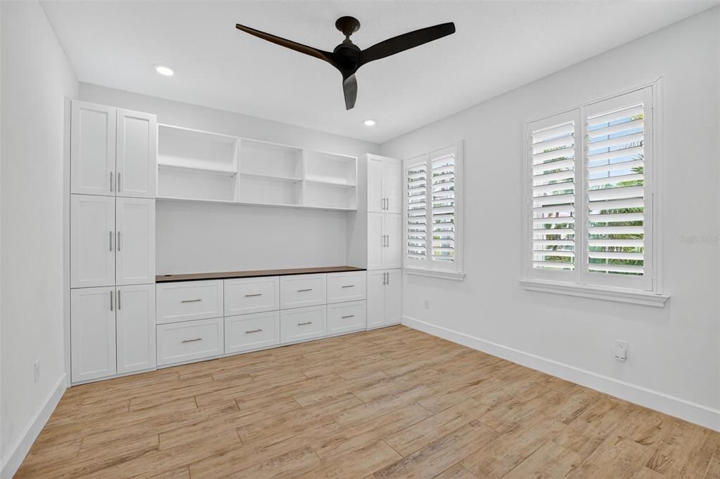 待售: $1,300,000 (4 贝兹, 3 浴室, 3225 平方英尺)