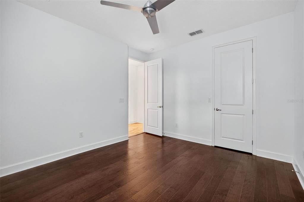 待售: $1,300,000 (4 贝兹, 3 浴室, 3225 平方英尺)