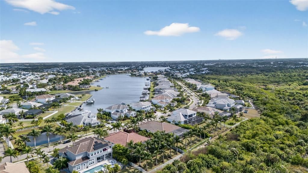 待售: $1,300,000 (4 贝兹, 3 浴室, 3225 平方英尺)